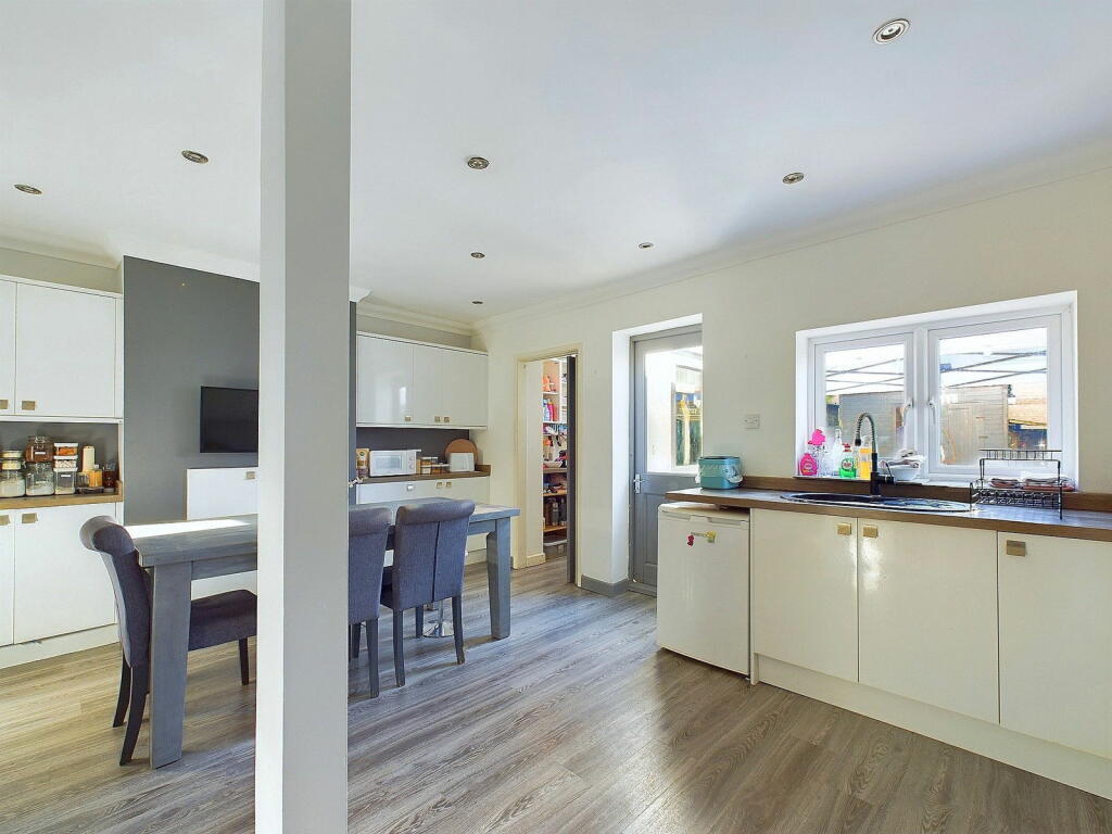 Additional image 4 of Southfield Road, Worthing BN14 9EQ