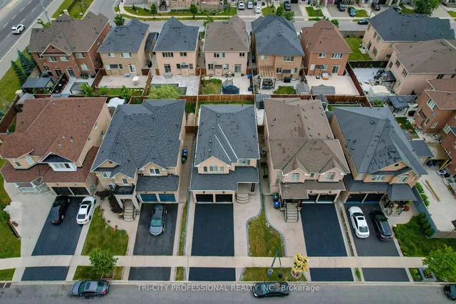 Additional image 32 of 5 Drummondville Dr