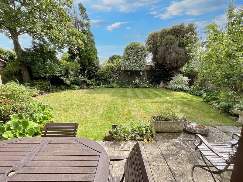 Additional image 14 of CHRISTCHURCH TOWN CENTRE