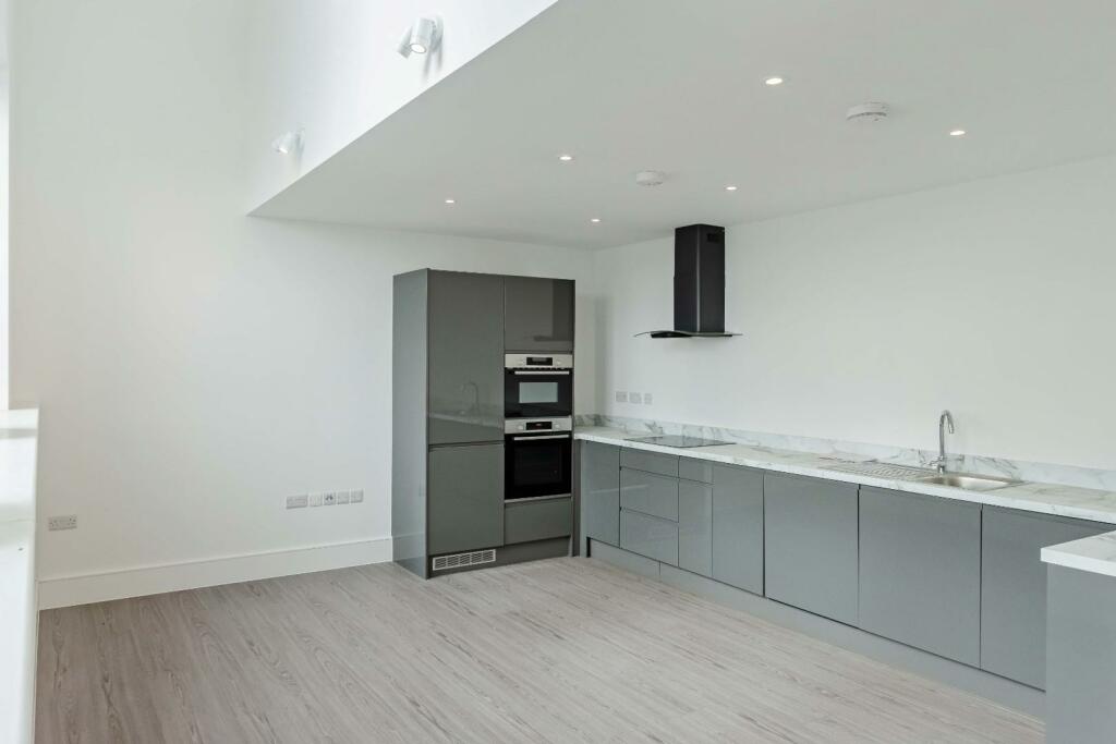 Additional image 4 of 18 Ham Road, Shoreham By Sea