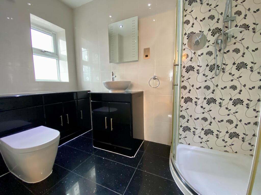 Additional image 17 of Morris Fold Barn, Slack Fold Lane, Farnworth, Bolton, Lancashire, BL4 0LJ