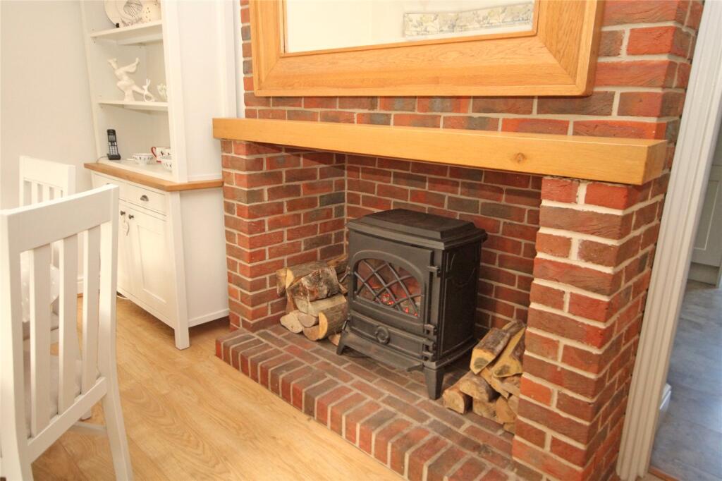 Additional image 6 of Dilly Lane, Barton on Sea, New Milton, Hampshire, BH25