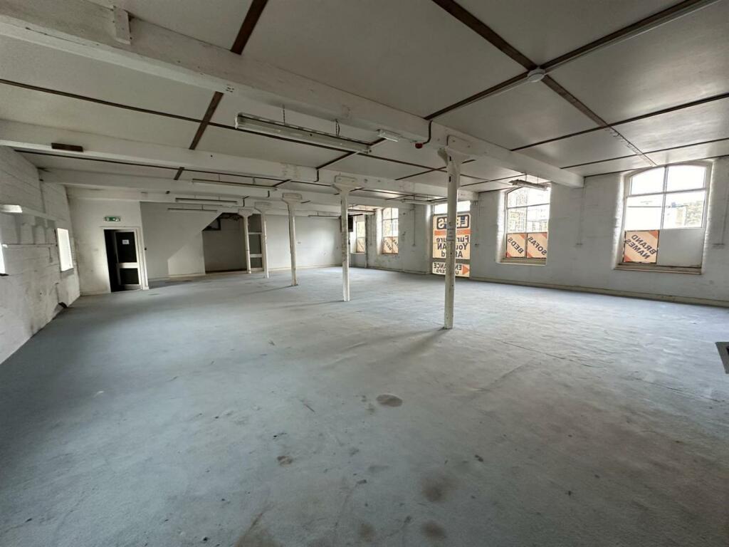 Additional image 11 of Oakworth Road, Keighley