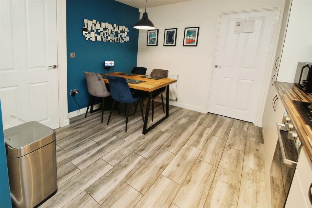 Additional image 5 of Meadow Bank, Allerton, Bradford, BD15 8HL