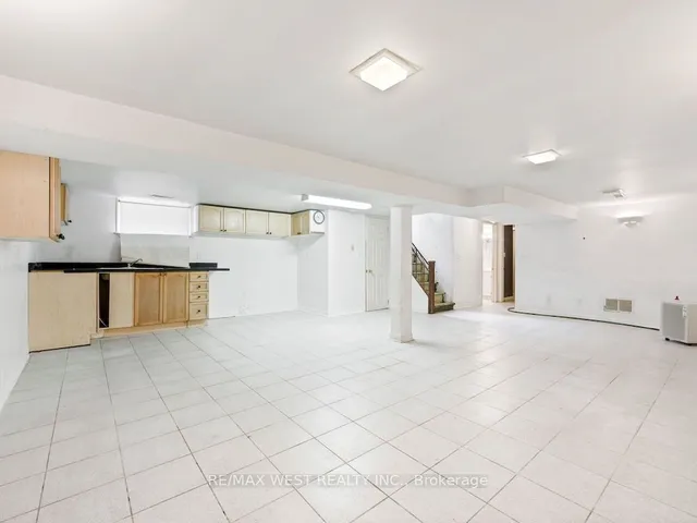 Additional image 21 of 4 Allen Ave