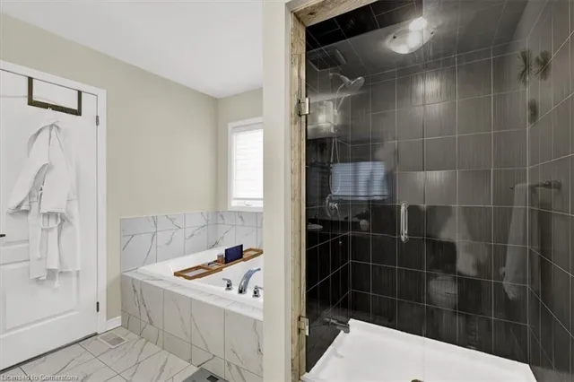 Additional image 29 of 51 July Ave