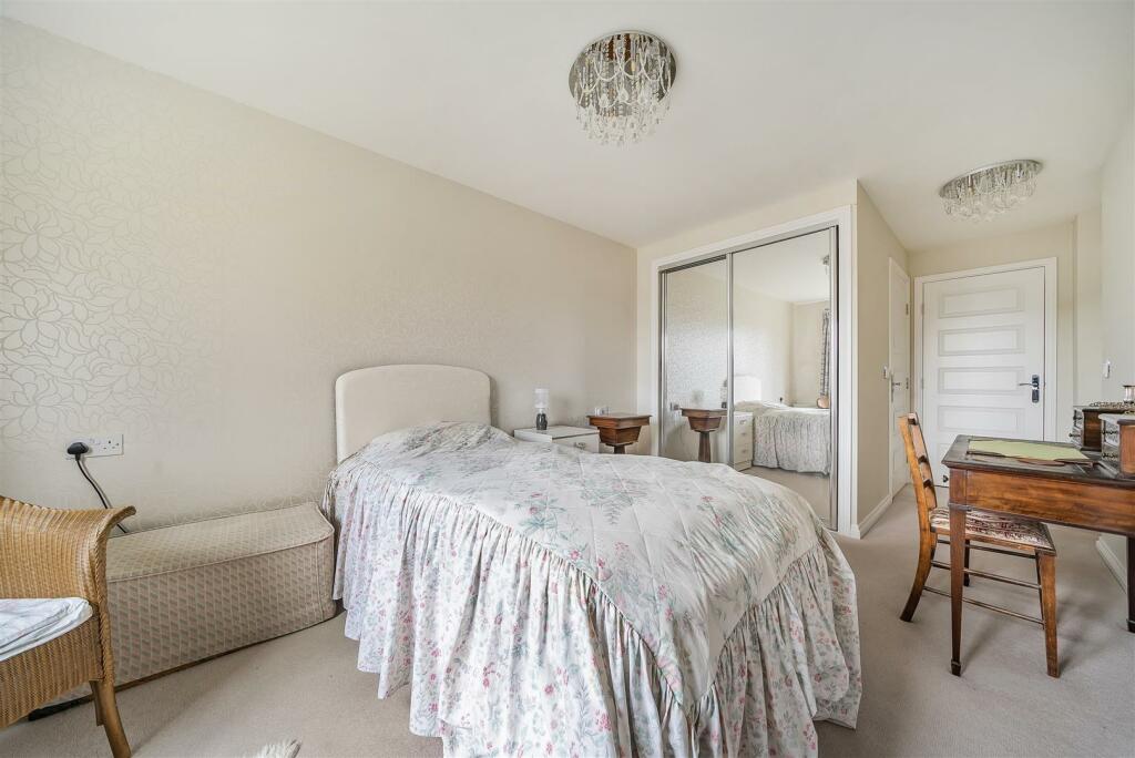 Additional image 7 of Hale Lodge, Littlehampton