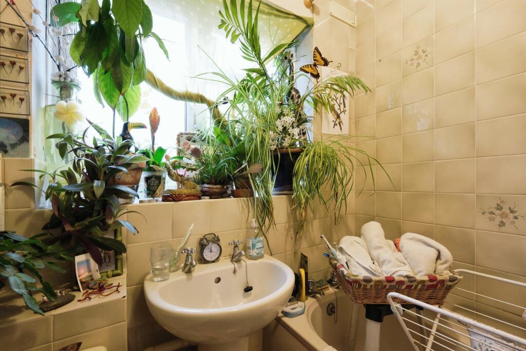 Additional image 7 of Foster Close, Seaford