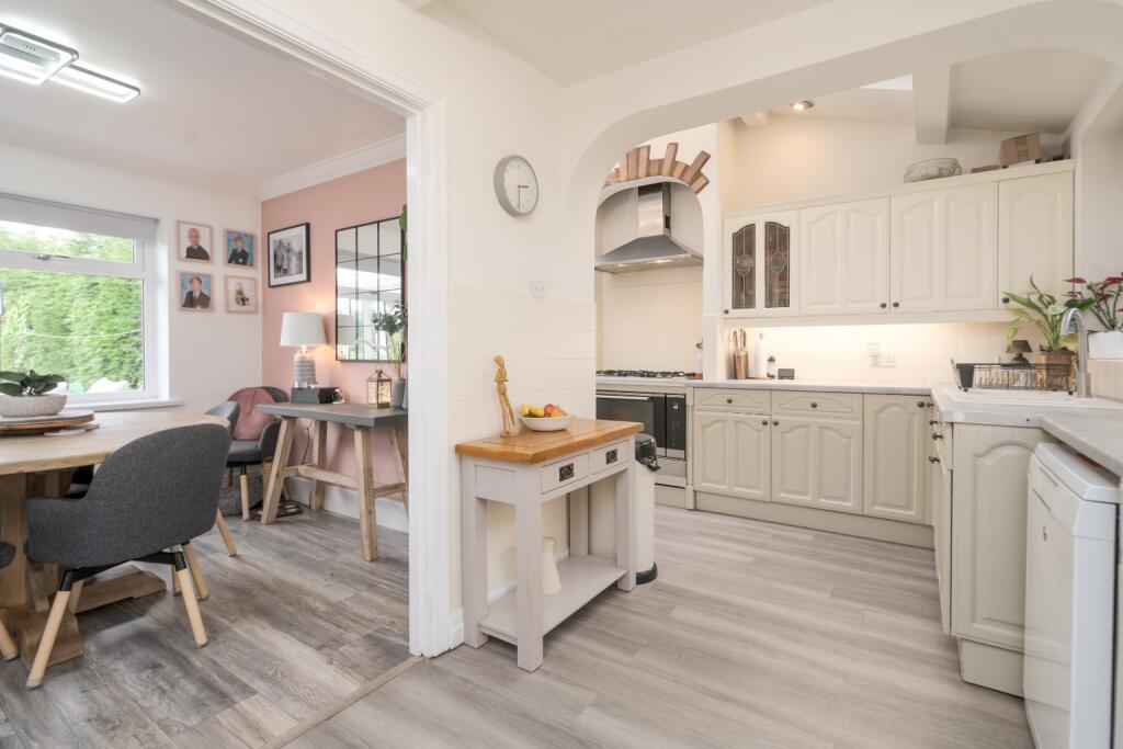 Additional image 7 of Spacious 5 Bed House with 2 Bathrooms On The Sought-After Heathfield Drive, Bolton