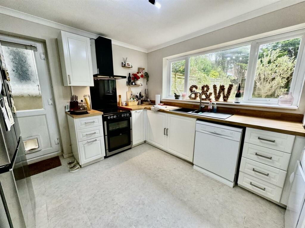 Additional image 24 of Barn Rise, Seaford