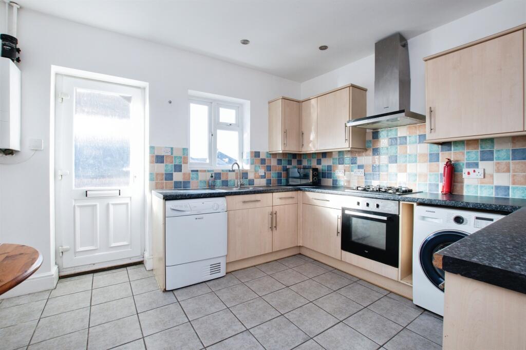 Additional image 11 of Seabourne Road, Bournemouth