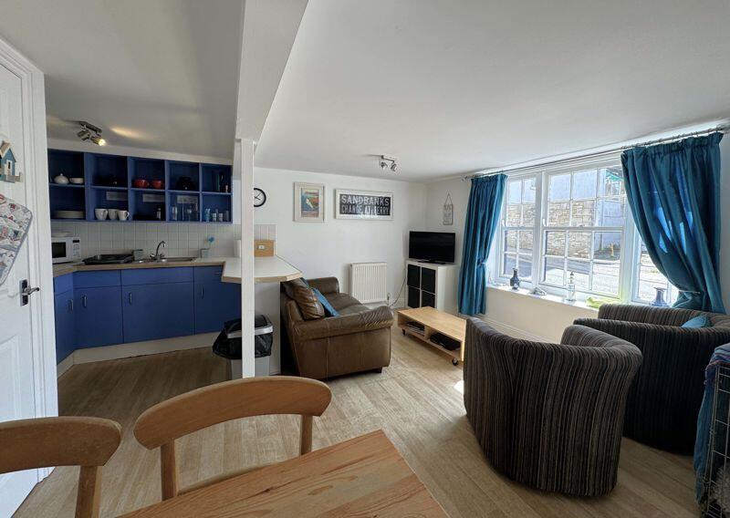 Additional image 4 of Taunton Road - PERFECT HOLIDAY LET IN CENTRAL TOWN LOCATION