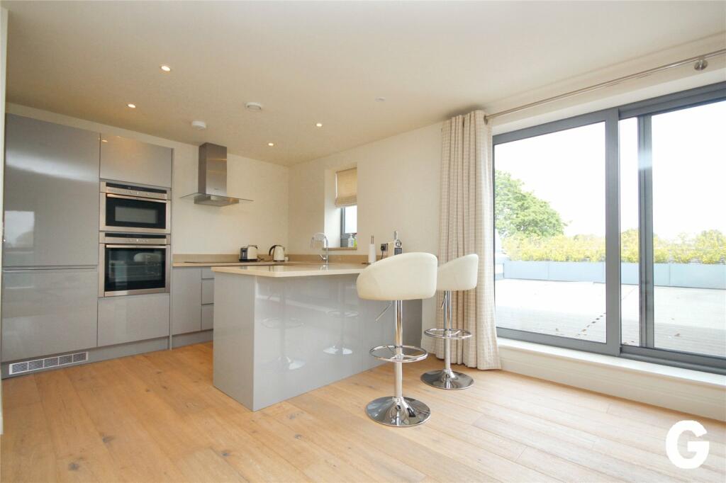 Additional image 3 of Southampton Road, Ringwood, Hampshire, BH24