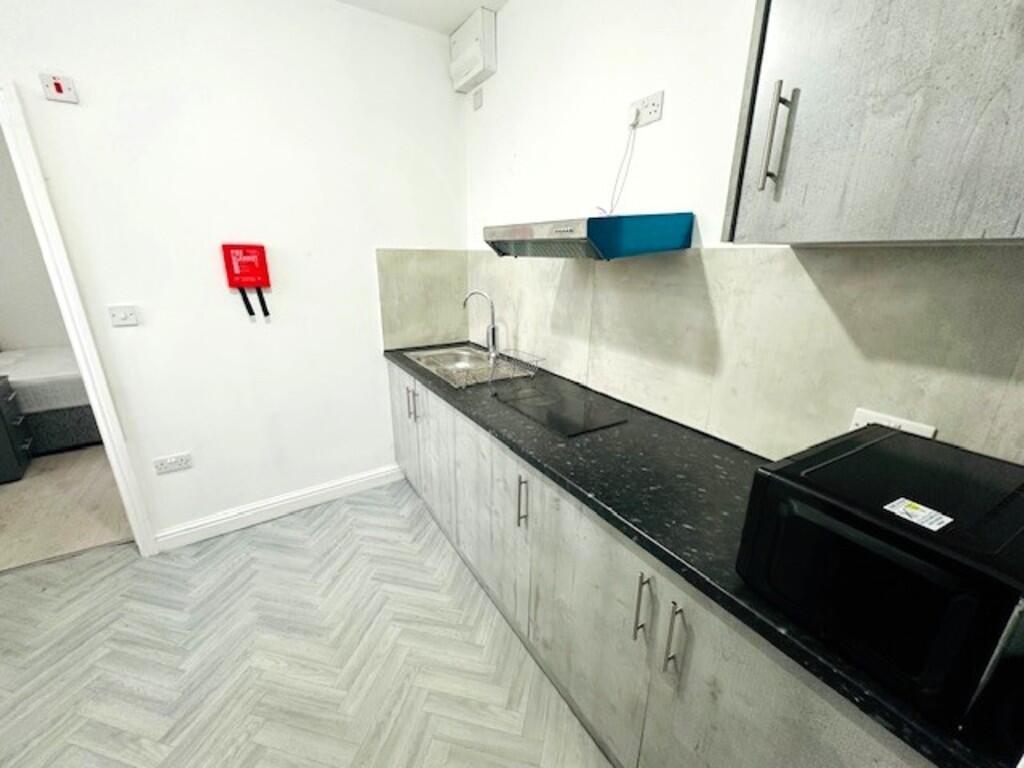 Additional image 7 of Flat 1, 4 Bertrand Road