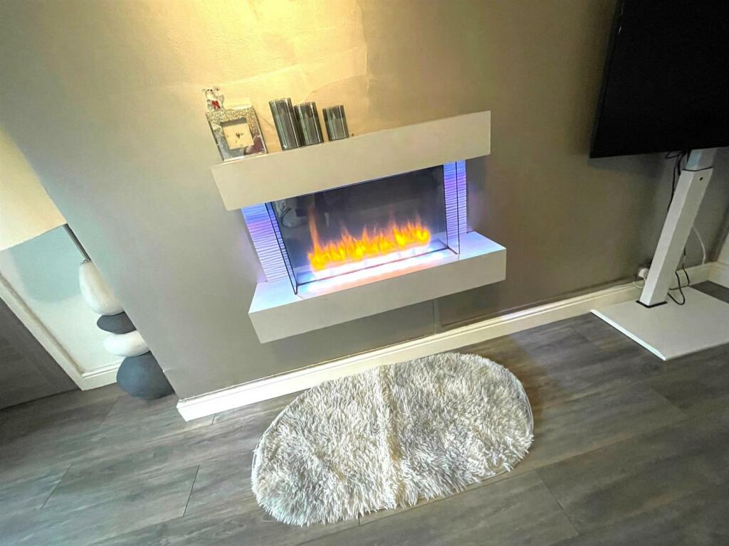 Additional image 7 of Rayden Crescent, Westhoughton, Bolton