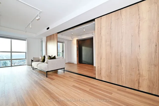 Additional image 26 of 22 Olive Ave Unit LPH01