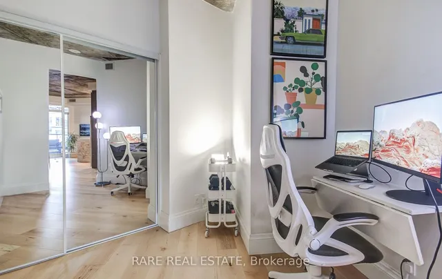 Additional image 9 of 1 Shaw St Unit 829