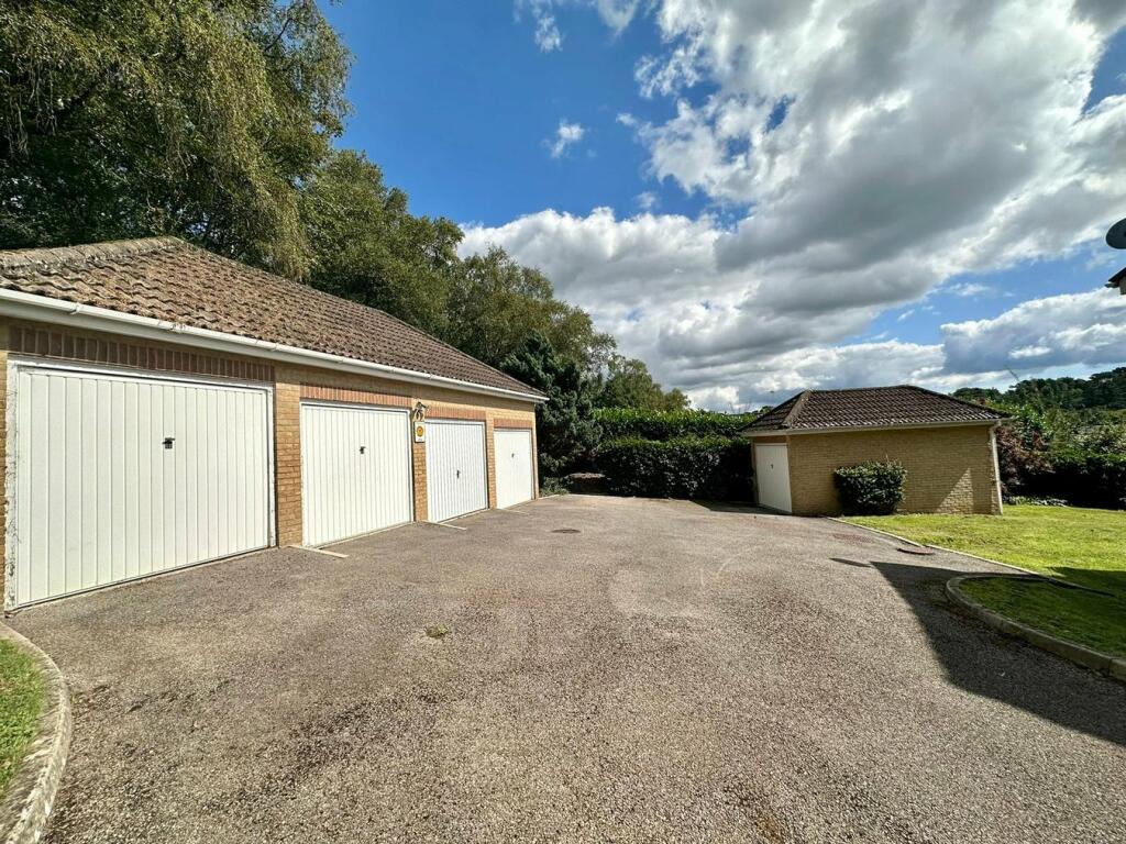 Additional image 10 of Sunningdale Gardens, Broadstone, BH18