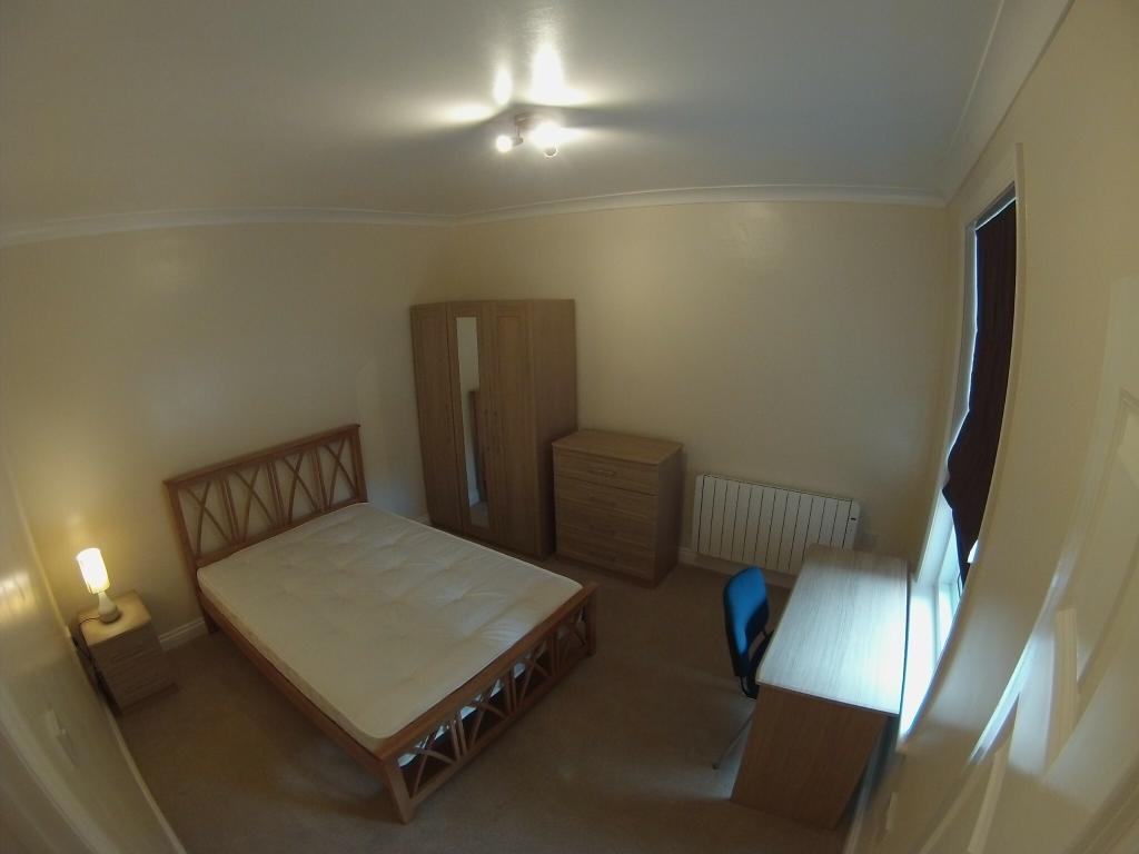 Additional image 7 of Large 2 Bedroom Ground Floor Flat