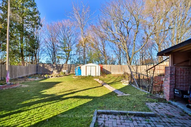 Additional image 40 of 79 Weir Cres