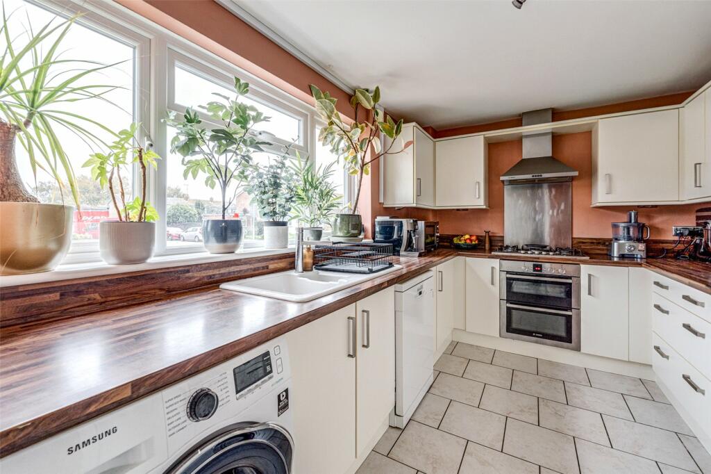 Additional image 15 of Kipling Avenue, Goring By Sea, West Sussex, BN12