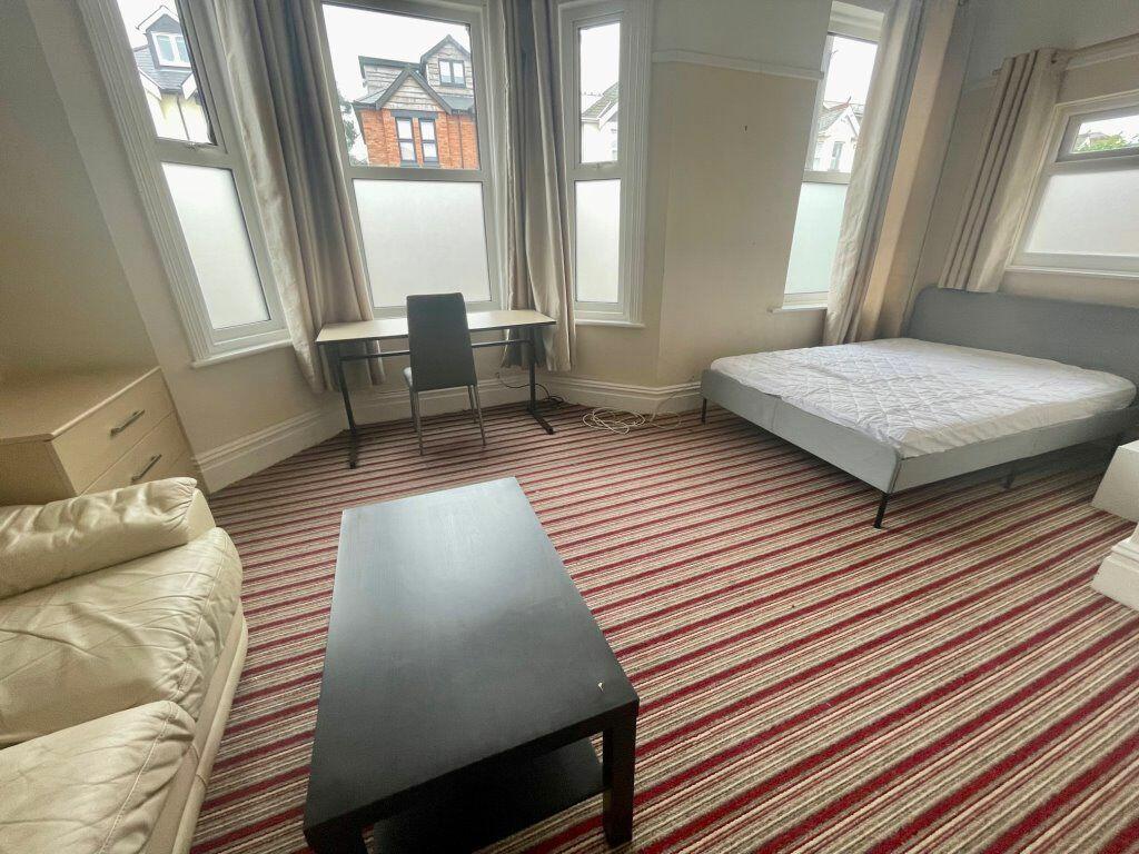 Additional image 2 of STUDENT FIVE DOUBLE BEDROOMS, CHARMINSTER