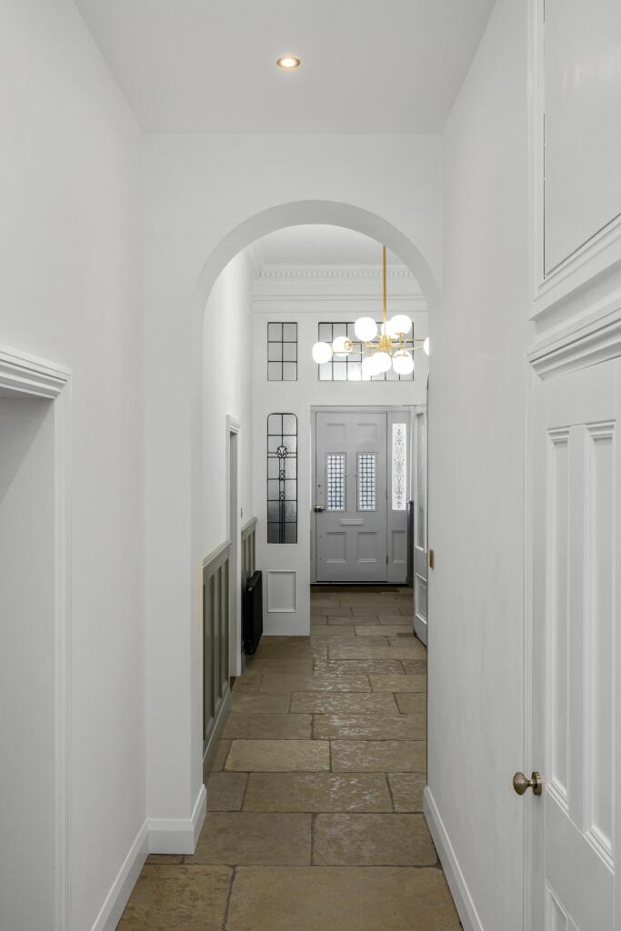 Additional image 19 of Adelaide Crescent, Hove, BN3