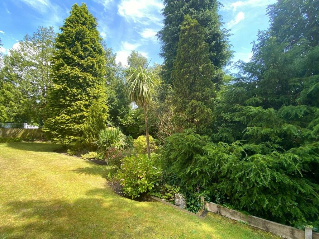 Additional image 3 of Chine Court, 3 Chine Crescent Road, Bournemouth, BH2