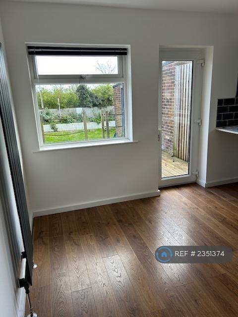Additional image 3 of New Road, Worthing, BN13