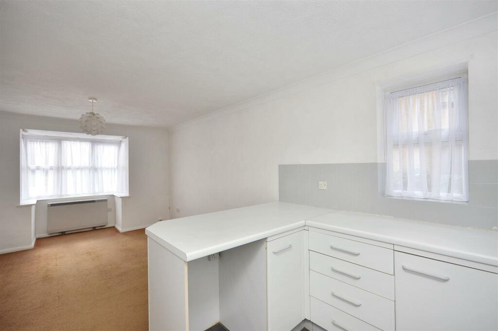 Additional image 6 of Snowdon Close, Eastbourne