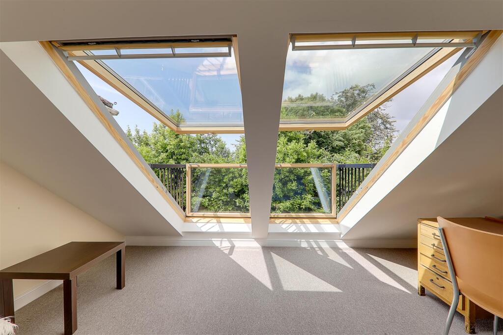 Additional image 13 of Furzeholme, High Salvington, Worthing, BN13 3BS