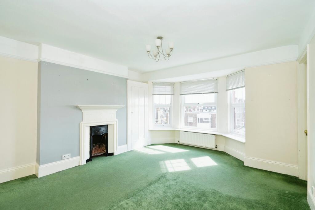 Additional image 8 of South Terrace, Littlehampton, BN17