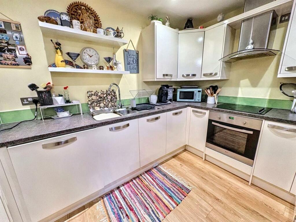 Additional image 6 of Seaside, Eastbourne