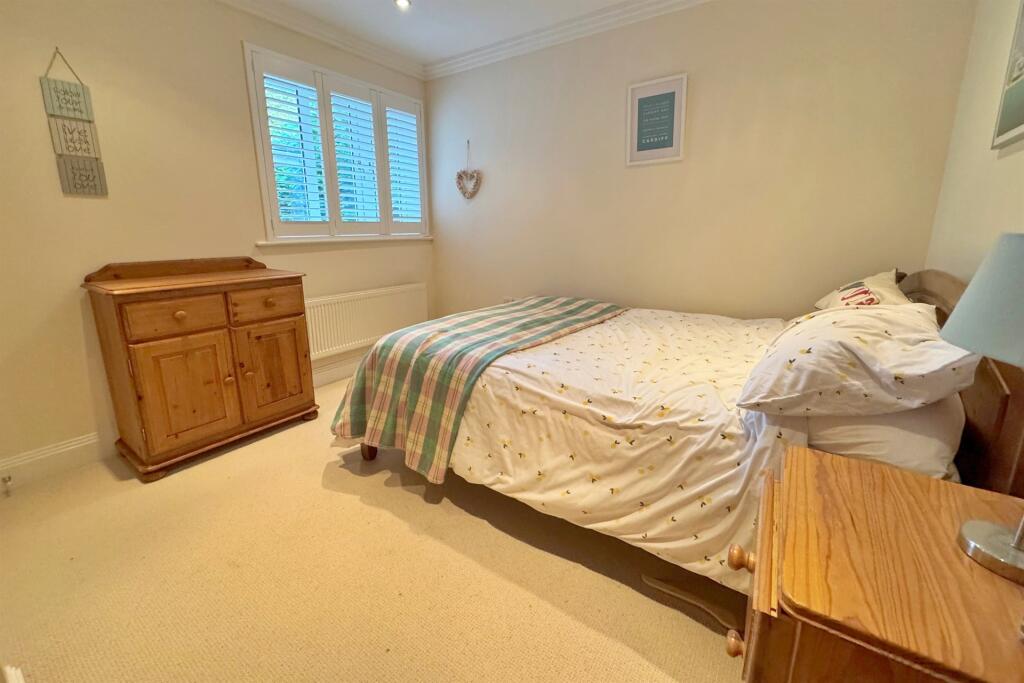 Additional image 14 of Canford Cliffs