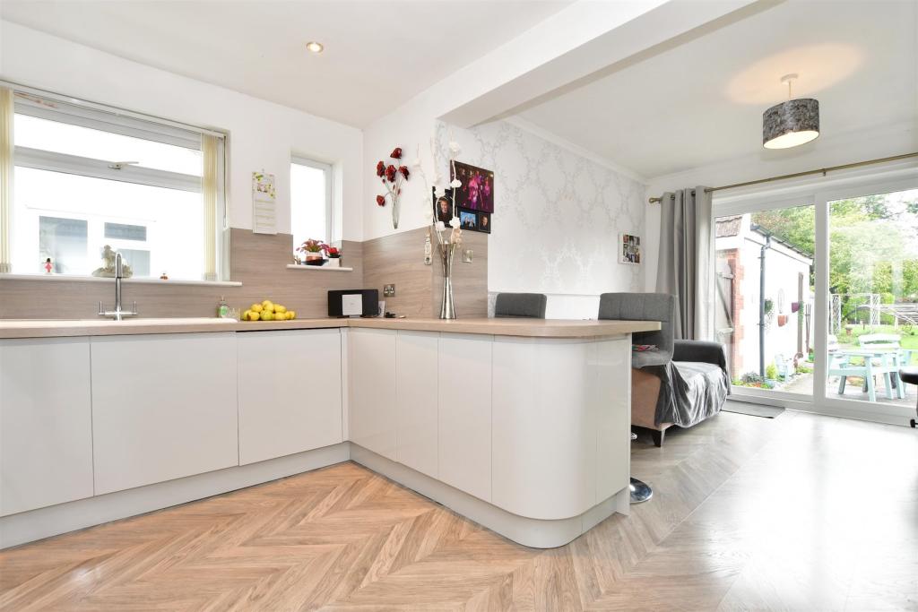 Additional image 5 of Fitzalan Road, Arundel, West Sussex