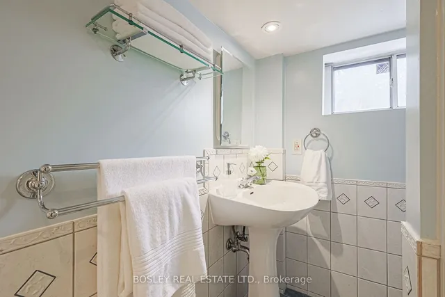 Additional image 26 of 50 Frankdale Ave