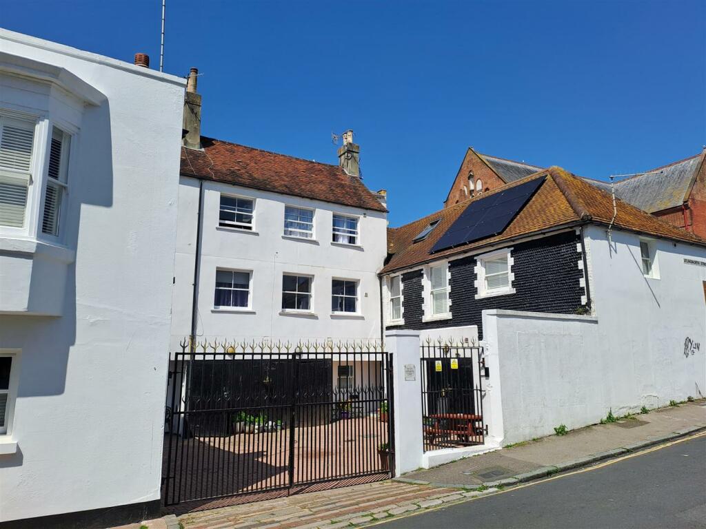 Additional image 18 of Atlingworth Street, Brighton