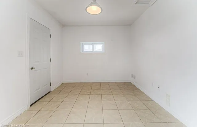 Additional image 10 of 67 Wellington St