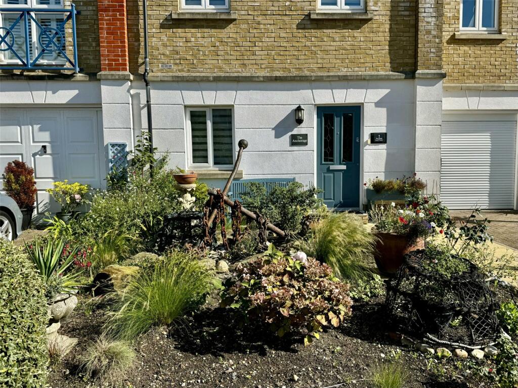 Additional image 29 of The Piazza, Eastbourne, East Sussex, BN23