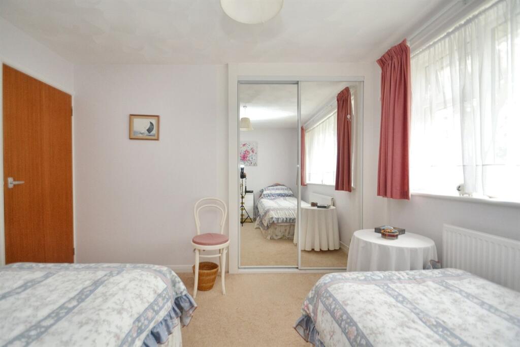 Additional image 10 of Broadstone