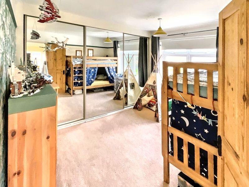 Additional image 11 of CHRISTCHURCH