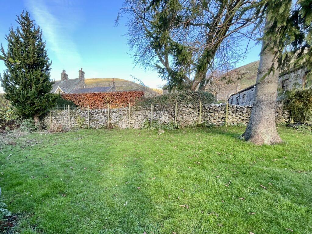 Primary image of Garden Land, Buckden