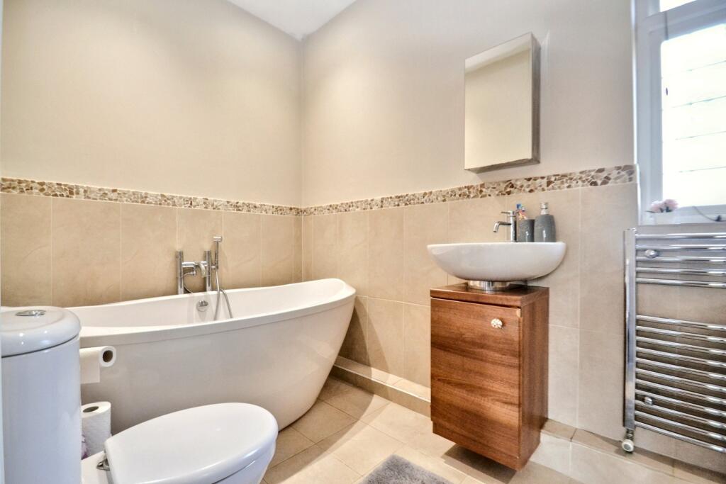 Additional image 16 of Broadstone