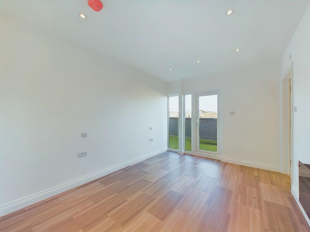 Additional image 9 of Oceanview Heights, Montague Place, Worthing, BN11 3FU