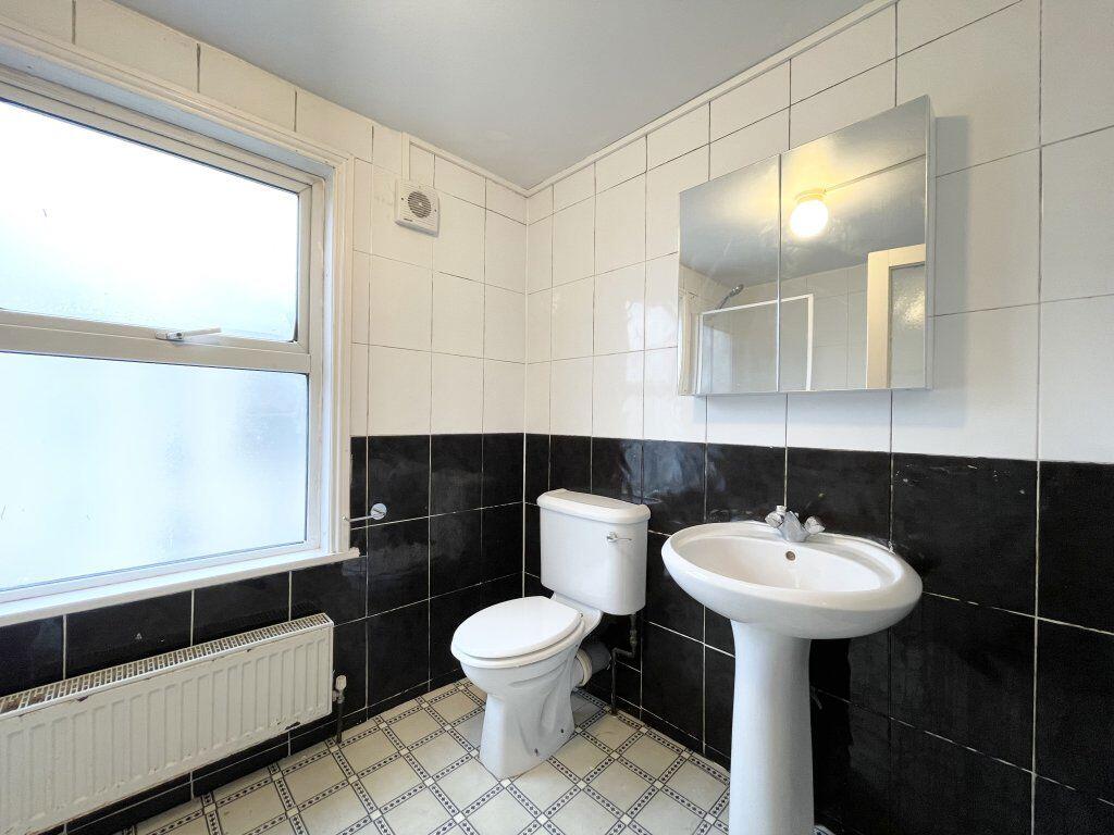 Additional image 8 of York Road - P1105