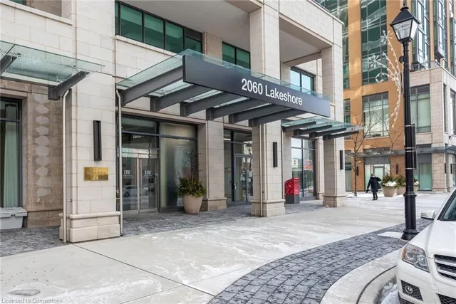 Additional image 3 of 2060 Lakehsore Rd Unit 1201