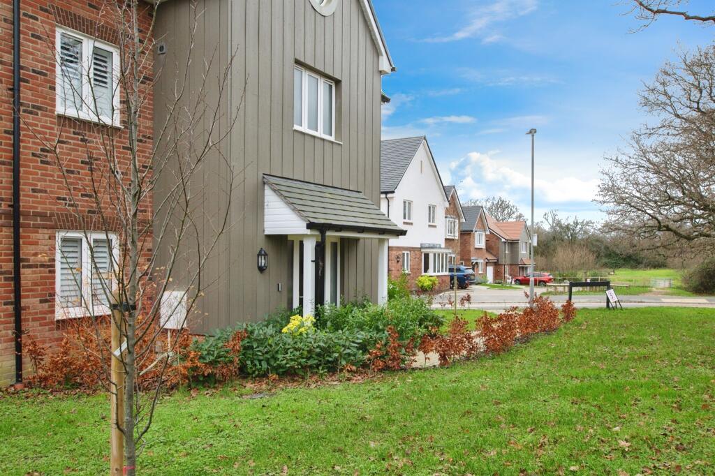 Additional image 18 of Edmondsham Road, Verwood