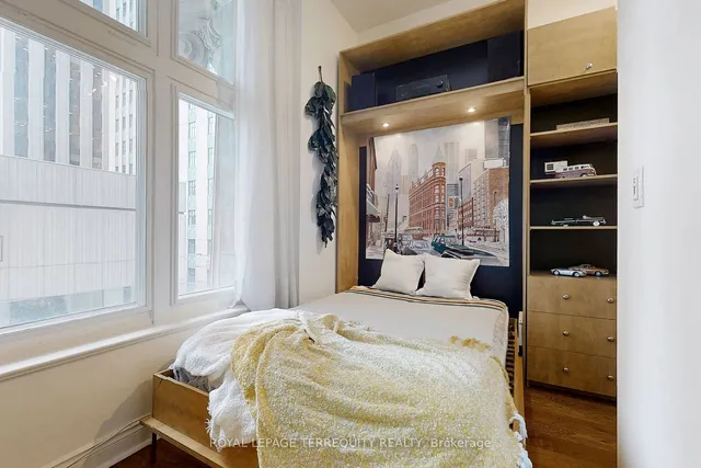 Additional image 19 of 73 Richmond St Unit 305B