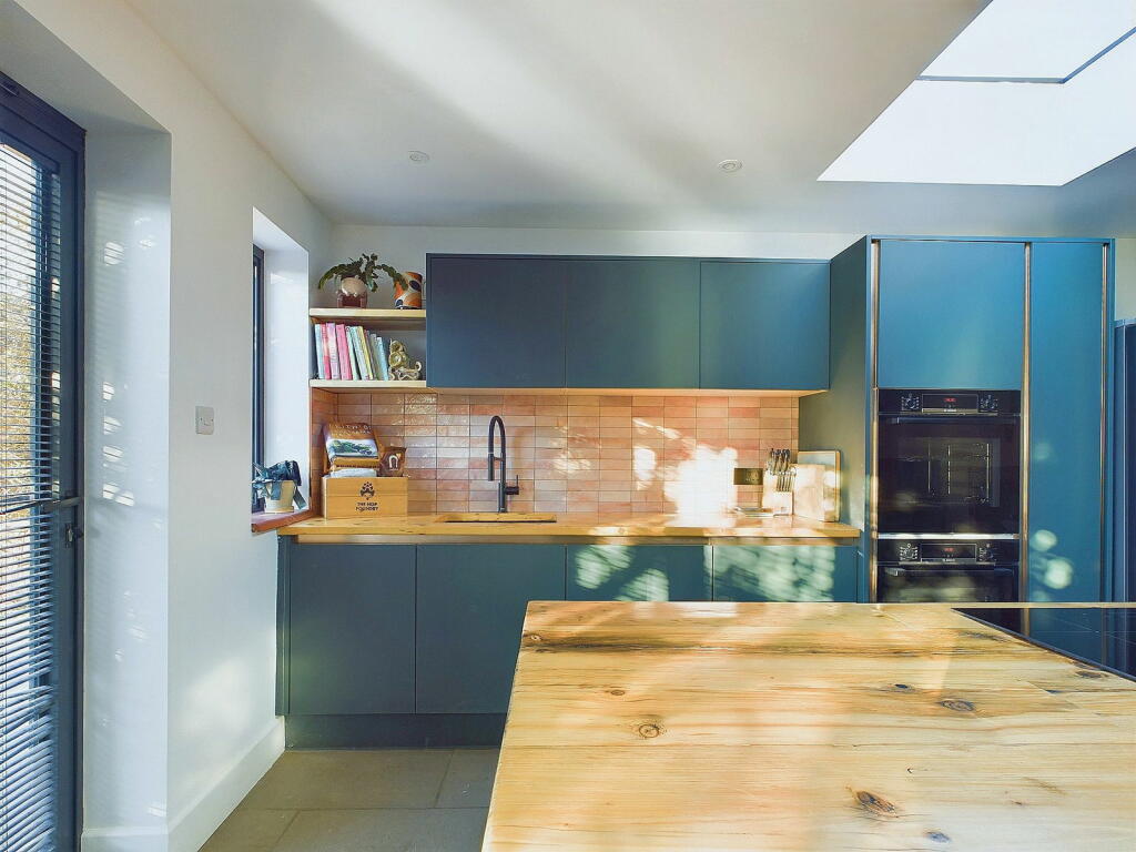 Additional image 15 of Loxwood Avenue, Worthing, BN14 7RF