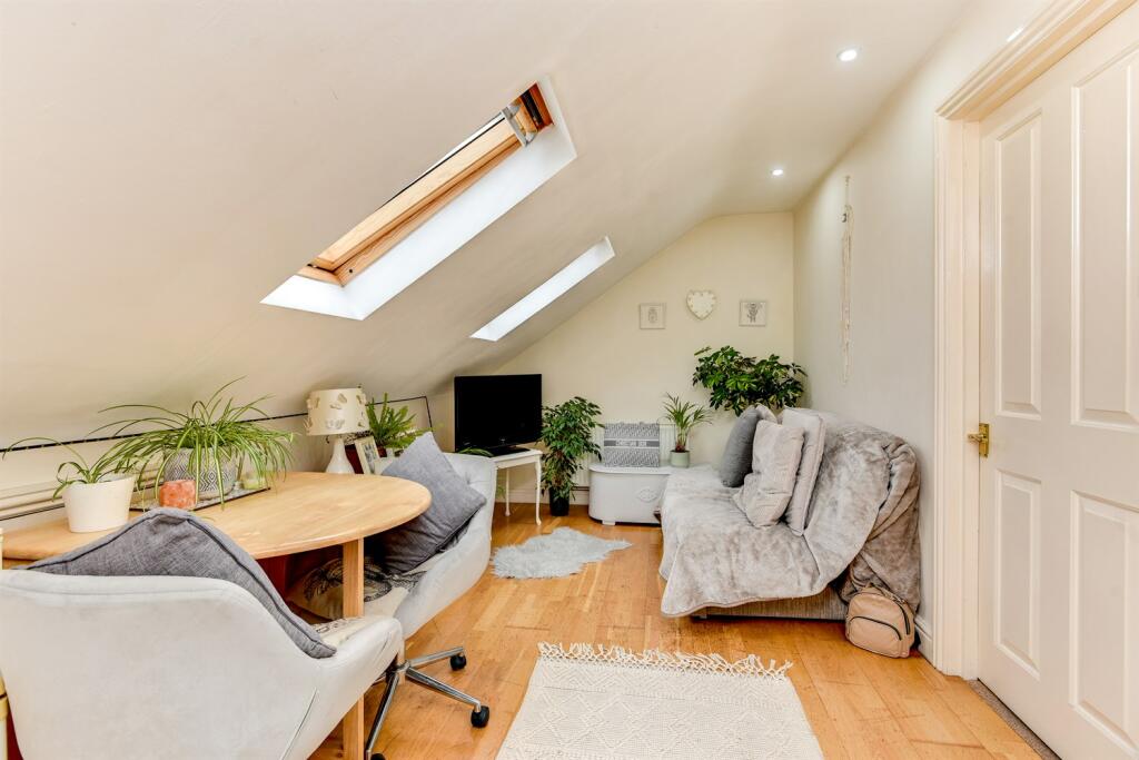 Additional image 9 of Brighton Road, Worthing, BN11